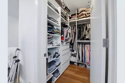 110 W Superior Street #1404, Chicago, IL 60654 - Photo 18