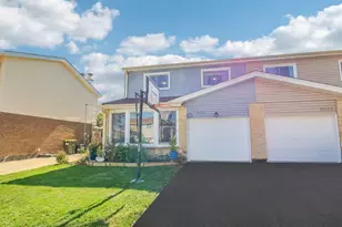 9041 W Oaks Ave, Des Plaines, IL 60016 - Photo 2