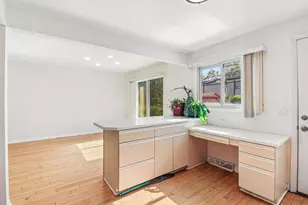 9041 W Oaks Ave, Des Plaines, IL 60016 - Photo 14