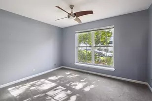110 Hemstead St, Lake Bluff, IL 60044 - Photo 18