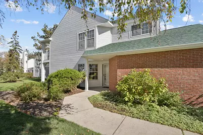 110 Hemstead Street, Lake Bluff, IL 60044 - Photo 2