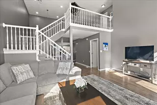 7947 Richardson Ln, Tinley Park, IL 60487 - Photo 6