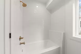 118 N President St, Wheaton, IL 60187 - Photo 12