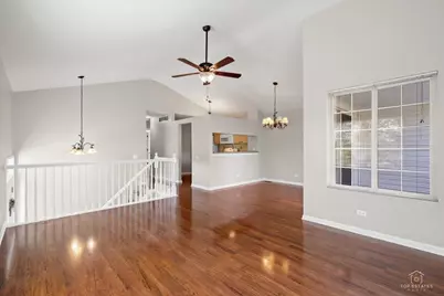 1712 Middlebury Drive #306, Aurora, IL 60503 - Photo 6
