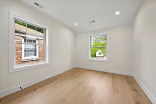 3810 W North Shore Ave, Lincolnwood, IL 60712 - Photo 22