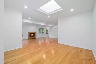 20 W Old Elm Rd, Lake Forest, IL 60045 - Photo 12