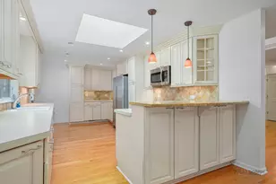 20 W Old Elm Rd, Lake Forest, IL 60045 - Photo 8
