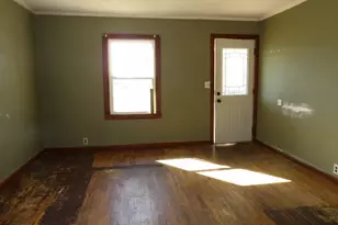 108 W State St, Harrisburg, IL 62946 - Photo 8