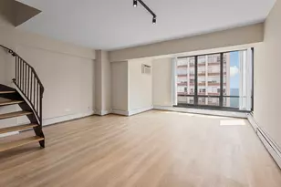 6166 N Sheridan Rd, Chicago, IL 60660 - Photo 2