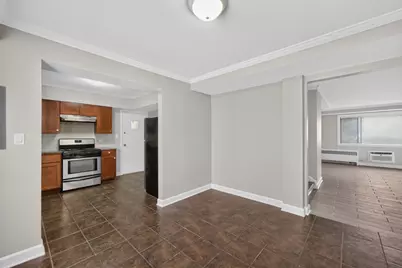 2710 W Lunt Avenue #107, Chicago, IL 60645 - Photo 10