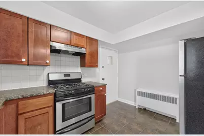 2710 W Lunt Avenue #107, Chicago, IL 60645 - Photo 12