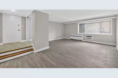 2710 W Lunt Avenue #107, Chicago, IL 60645 - Photo 4