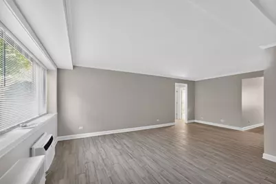 2710 W Lunt Avenue #107, Chicago, IL 60645 - Photo 6