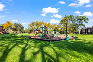 1215 N Waterman Ave, Arlington Heights, IL 60004 - Photo 18