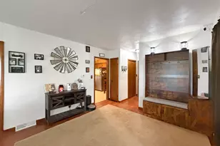 2622 S Bolton Rd, Freeport, IL 61032 - Photo 8