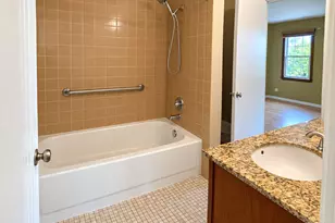 2635 College Hill Cir, Schaumburg, IL 60173 - Photo 10