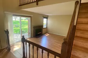 2635 College Hill Cir, Schaumburg, IL 60173 - Photo 4