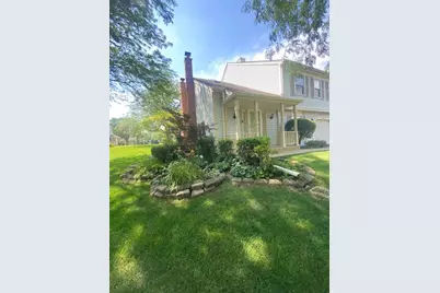 2635 College Hill Circle, Schaumburg, IL 60173 - Photo 2