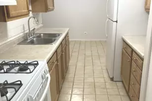 835 Pearson St, Des Plaines, IL 60016 - Photo 6