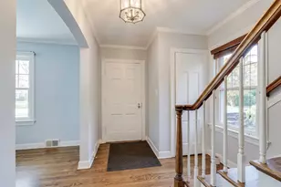 4350 Bobolink Terrace, Skokie, IL 60076 - Photo 4
