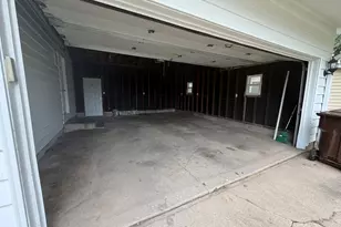 103 Gary St, Rochelle, IL 61068 - Photo 10