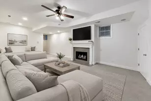 3928 N Greenview Ave, Chicago, IL 60613 - Photo 38