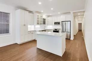 3928 N Greenview Ave, Chicago, IL 60613 - Photo 8