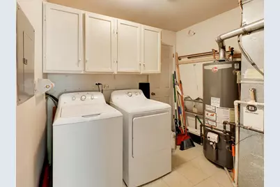 1107 Canterbury Court #D, Elgin, IL 60120 - Photo 20