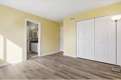 1995 W Meadowview Drive, Round Lake, IL 60073 - Photo 24
