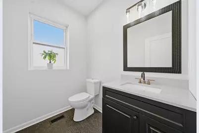 956 N Saint Louis Avenue, Chicago, IL 60651 - Photo 10