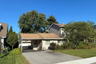 1207 N Race Ave, Arlington Heights, IL 60004 - Photo 2