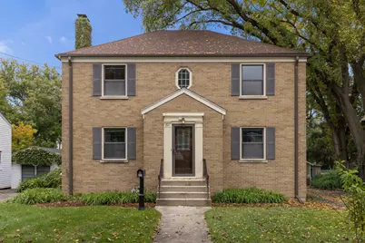 611 E Illinois Street, Wheaton, IL 60187 - Photo 1
