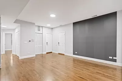 7526 N Seeley Avenue #203, Chicago, IL 60645 - Photo 4