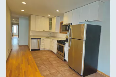 3043 N Ashland Avenue #2, Chicago, IL 60657 - Photo 4