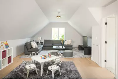 2126 N Sawyer Avenue, Chicago, IL 60647 - Photo 26