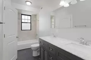 1638 W Jonquil Terrace, Chicago, IL 60626 - Photo 12