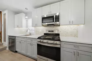 3933 N Plainfield Ave, Chicago, IL 60634 - Photo 6