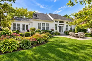 793 Lipizzan Ln, Wauconda, IL 60084 - Photo 2