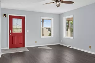 152 E 1st St, Manteno, IL 60950 - Photo 20