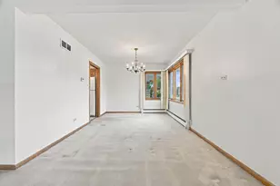 5708 S Newcastle Ave, Chicago, IL 60638 - Photo 6