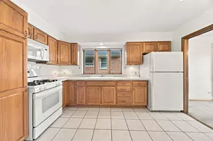5708 S Newcastle Ave, Chicago, IL 60638 - Photo 10