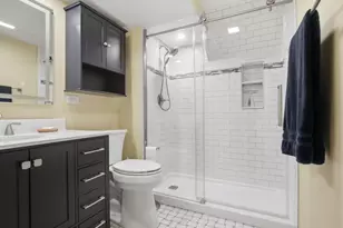 1251 Croydon Ct, Wheaton, IL 60189 - Photo 12