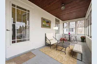 209 W Main Street, Barrington, IL 60010 - Photo 2