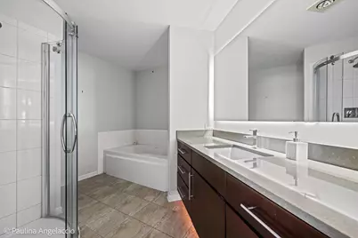 247 Sandy Point Lane, Lake Zurich, IL 60047 - Photo 20