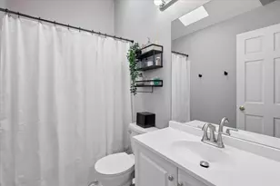 1107 Manchester Cir, Grayslake, IL 60030 - Photo 14