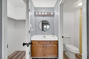 11042 S Theresa Circle, Palos Hills, IL 60465 - Photo 14