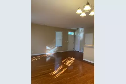 201 Springbrook Trail S, Oswego, IL 60543 - Photo 4