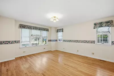 629 Juniper Road, Glenview, IL 60025 - Photo 12