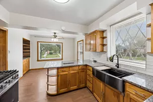 9001 W 23rd St, North Riverside, IL 60546 - Photo 12