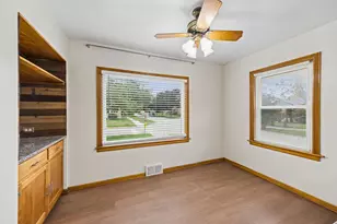 9001 W 23rd St, North Riverside, IL 60546 - Photo 14
